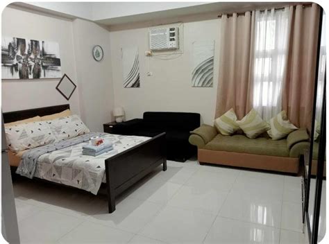 Condo Unit walking distance to Manila Airport (NAIA Terminal 3).